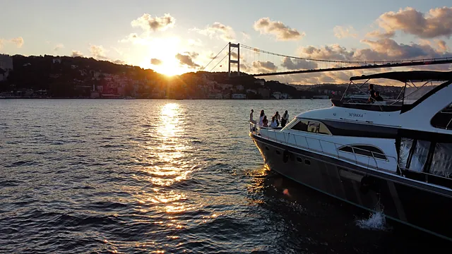 Moments From the Deck: İkiyaka Tur