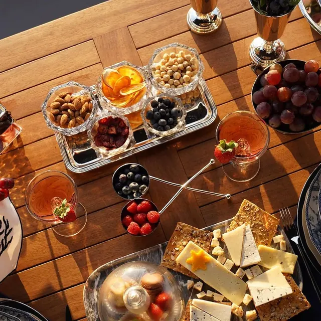 Dining on board: İkiyaka Tur