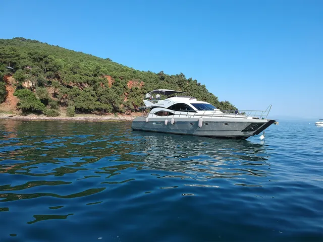 Our yachts: İkiyaka Tur